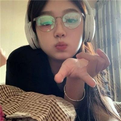 三个蓝月亮